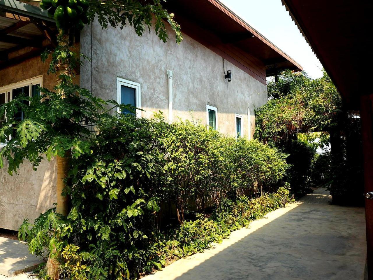 Nawiengkaeriverview Resort Mukdahan Exterior foto
